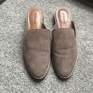 NWOT Indigo Rd Mules